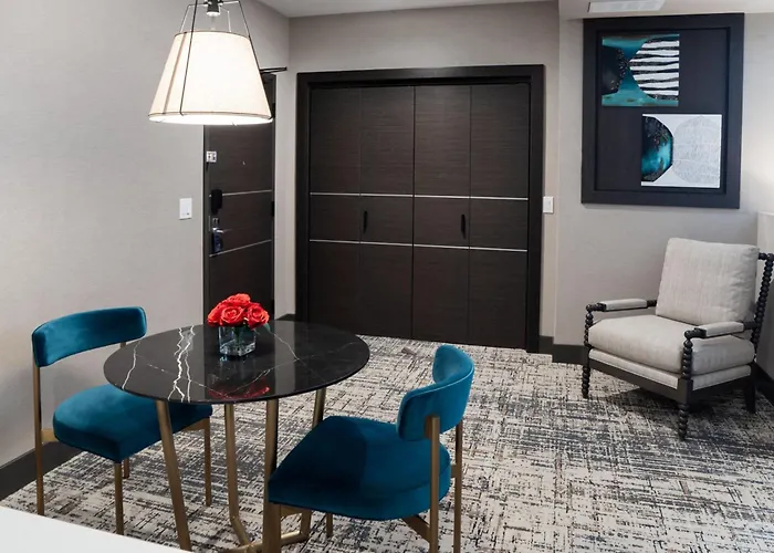 Hotel Springhill By Marriott Chinatown Chicago