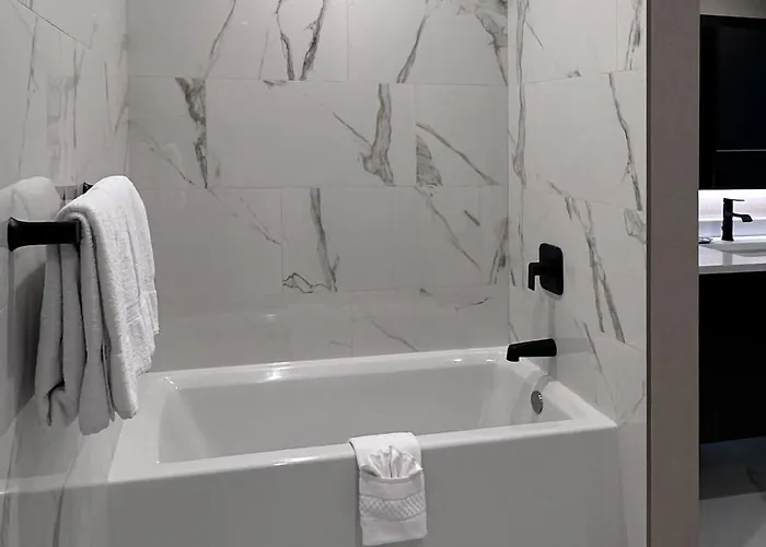 Springhill By Marriott Chinatown 3*