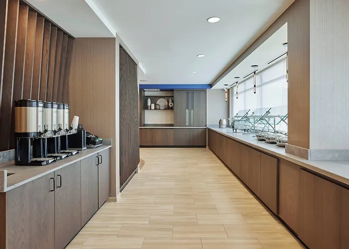Springhill By Marriott Chinatown Hotel