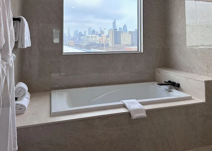 Springhill By Marriott Chinatown Hotel